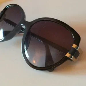 DIANE VON FURSTENBERG GWEN SUNGLASSES BLACK EUC Diane Von Furstenberg | Accessories | Diane Von Furstenberg  main image 4